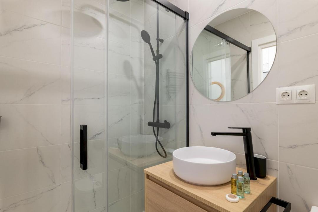 2 Bedrooms 2 Bathrooms Furnished - Retiro - Refurbished - Mintystay Мадрид Екстериор снимка